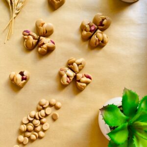 شکلات گلد کلبوت بلژیکی با مغز آجیلی