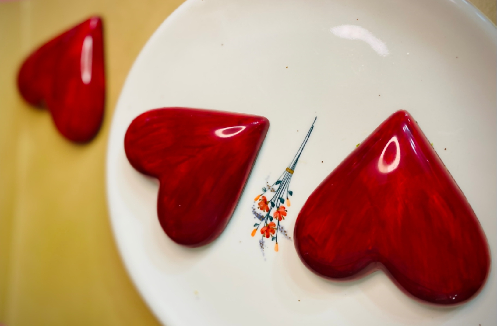 شکلات تلخ قلبی لوتوس - تصویر 3