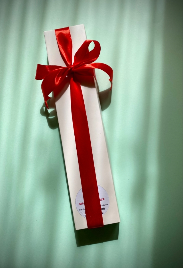 تولید شکلات دست‌ساز بلژیکی در کارگاه ملیح چاکلت