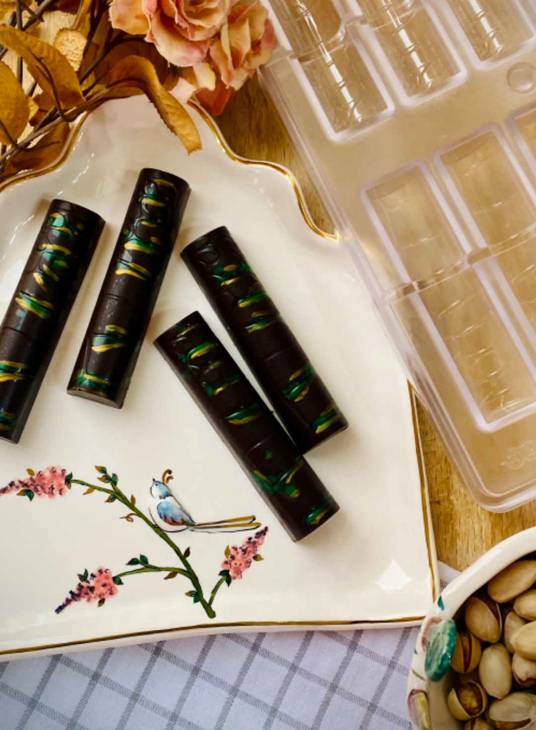 شکلات بار دوبی با پوسته تلخ - تصویر 2